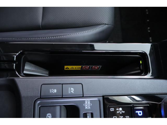 プリウス Ｚ　衝突被害軽減ブレーキ　１２．３インチＤＡナビ　地デジＴＶ　全周囲カメラ　ＢＳＭ　レーダークルーズ　車線逸脱警報　シートヒーター＆クール　ステアリングヒーター　ＡＣ１００Ｖ－１５００Ｗ　クリアランスソナー　ＥＴＣ２．０　パワーバックドア　ワンオーナー（32枚目）