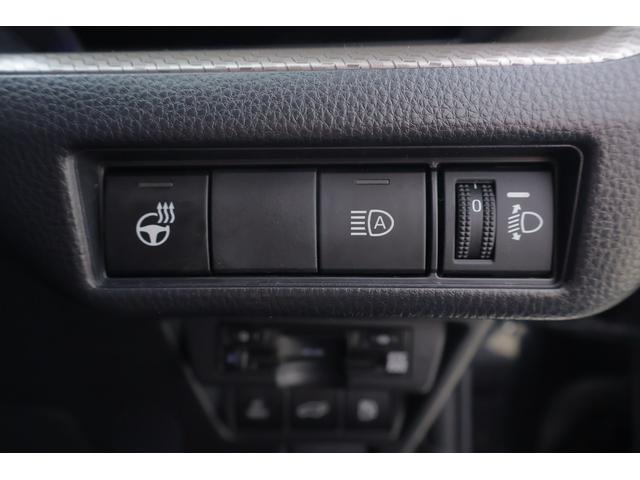 プリウス Ｚ　衝突被害軽減ブレーキ　１２．３インチＤＡナビ　地デジＴＶ　全周囲カメラ　ＢＳＭ　レーダークルーズ　車線逸脱警報　シートヒーター＆クール　ステアリングヒーター　ＡＣ１００Ｖ－１５００Ｗ　クリアランスソナー　ＥＴＣ２．０　パワーバックドア　ワンオーナー（33枚目）