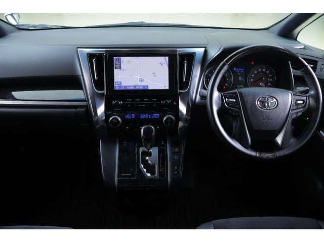 アルファード 2.5S タイプゴールド 衝突被害軽減ブレーキ 9型DAナビ 地デジTV バックカメラ 後席モニター レーダークルーズ オートハイビーム 車線逸脱警報 クリアランスソナー 両側電動ドア ETC 前後ドラレコ AC100V電源 パワーバックドア 3眼LEDライト(12枚目)