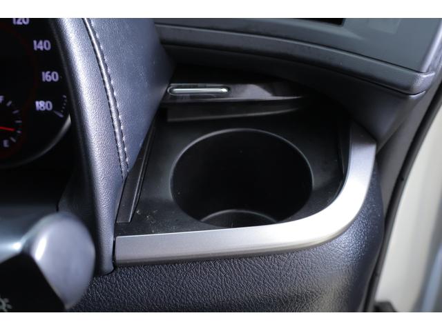 アルファード 2.5S タイプゴールド 衝突被害軽減ブレーキ 9型DAナビ 地デジTV バックカメラ 後席モニター レーダークルーズ オートハイビーム 車線逸脱警報 クリアランスソナー 両側電動ドア ETC 前後ドラレコ AC100V電源 パワーバックドア 3眼LEDライト(37枚目)