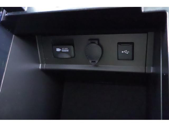 ヴェルファイアハイブリッド ＺＲ　Ｇエディション　４ＷＤ　衝突被害軽減ブレーキ　純正９型ＤＡナビ　地デジＴＶ　バックカメラ　後席モニター　ＥＴＣ２．０　レーダークルーズ　車線逸脱警報　シートヒーター＆クール　前後ドラレコ　ＡＣ１００Ｖ１５００Ｗ　パワーバックドア　３眼ＬＥＤライト（38枚目）