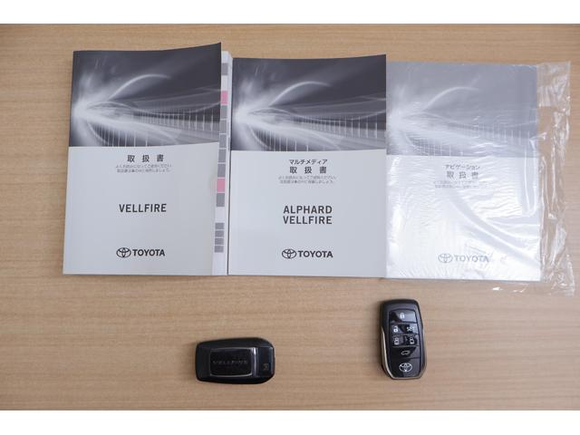 ヴェルファイアハイブリッド ＺＲ　Ｇエディション　４ＷＤ　衝突被害軽減ブレーキ　純正９型ＤＡナビ　地デジＴＶ　バックカメラ　後席モニター　ＥＴＣ２．０　レーダークルーズ　車線逸脱警報　シートヒーター＆クール　前後ドラレコ　ＡＣ１００Ｖ１５００Ｗ　パワーバックドア　３眼ＬＥＤライト（63枚目）