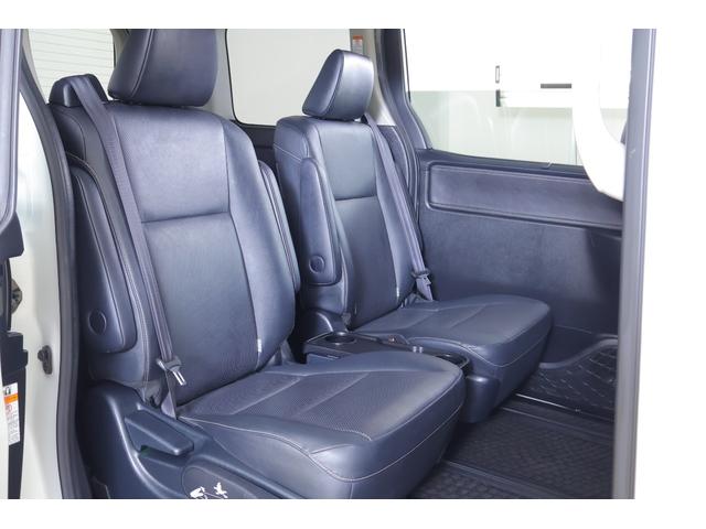 エスクァイア ハイブリッドＧｉ　衝突被害軽減ブレーキ　純正９型ナビ地デジ　バックカメラ　スマートキー　ＥＴＣ２．０　クルコン　車線逸脱警報　オートハイビーム　両側電動ドア　コーナーセンサー　ＬＥＤヘッドライト　ドラレコ　シートヒーター　Ｂｌｕｅｔｏｏｔｈ接続　横滑り防止装置（39枚目）