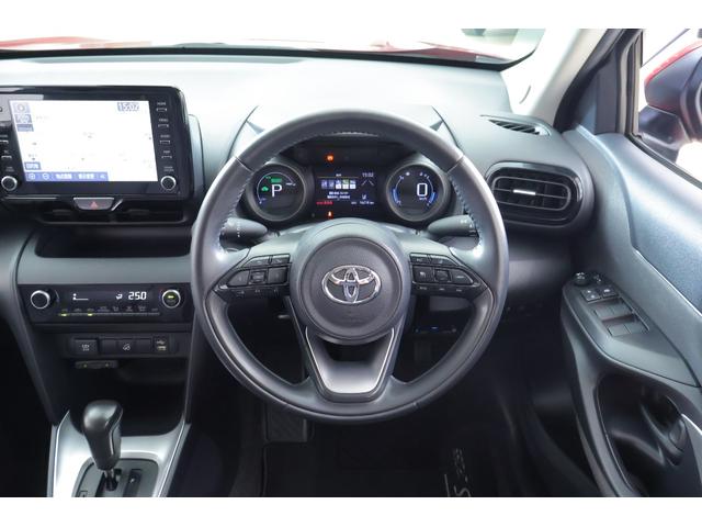 ヤリスクロス ハイブリッドG 4WD 衝突被害軽減ブレーキ ドラレコ 8インチDAナビ 全周囲カメラ BSM レーダークルーズ スマートキー ETC2.0 車線逸脱警報 オートハイビーム クリアランスソナー パワーバックドア 運転席ターンチルトシート 当社試乗車(13枚目)