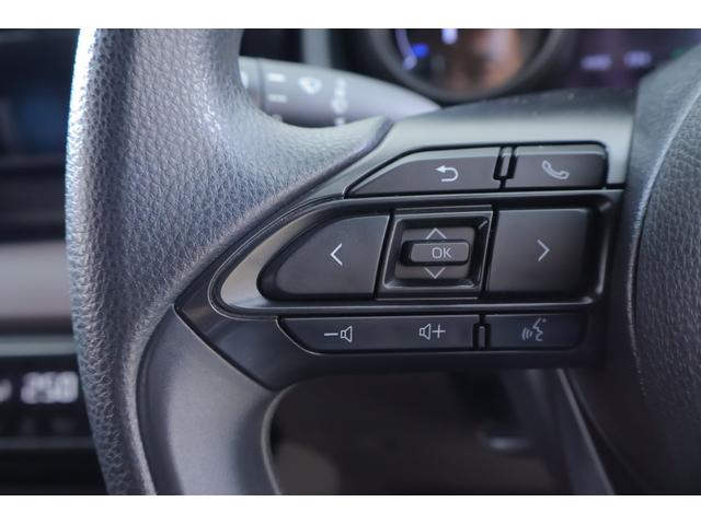 ヤリス ハイブリッドG 衝突被害軽減ブレーキ 純正8インチDAナビ バックカメラ スマートキー ETC レーダークルーズ 車線逸脱警報 オートハイビーム 先行車発進告知機能 クリアランスソナー Bluetooth接続 前後ドラレコ 横滑り防止装置(19枚目)