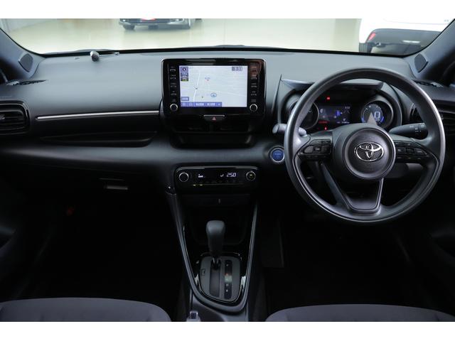 ヤリス ハイブリッドG 衝突被害軽減ブレーキ 純正8インチDAナビ バックカメラ スマートキー ETC2.0 レーダークルーズ 車線逸脱警報 オートハイビーム 先行車発進告知機能 Bluetooth接続 ドライブレコーダー 横滑り防止装置(12枚目)