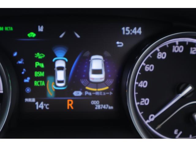 カムリ Ｇ　衝突被害軽減ブレーキ　純正９インチＤＡナビ　地デジＴＶ　バックカメラ　ＢＳＭ　スマートキー　ＥＴＣ２．０　レーダークルーズ　車線逸脱警報　オートハイビーム　クリアランスソナー　シートヒーター　パワーシート　ＬＥＤヘッドライト　前後ドラレコ　横滑り防止装置（21枚目）