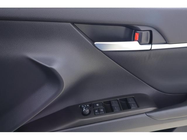 カムリ Ｇ　衝突被害軽減ブレーキ　純正９インチＤＡナビ　地デジＴＶ　バックカメラ　ＢＳＭ　スマートキー　ＥＴＣ２．０　レーダークルーズ　車線逸脱警報　オートハイビーム　クリアランスソナー　シートヒーター　パワーシート　ＬＥＤヘッドライト　前後ドラレコ　横滑り防止装置（37枚目）