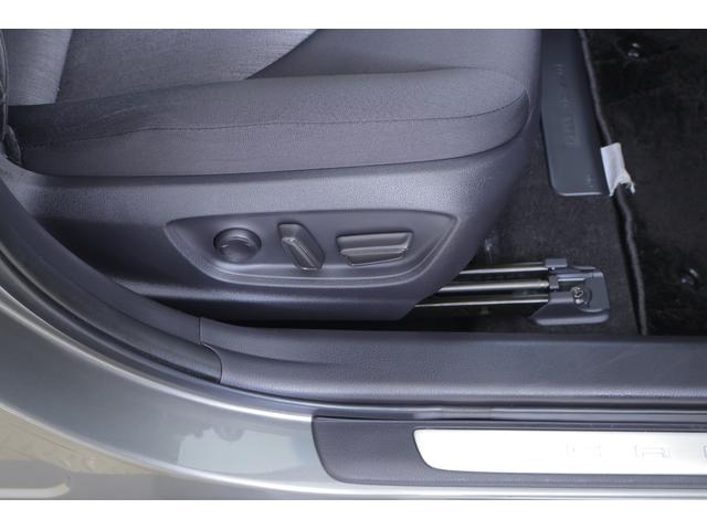 カムリ Ｇ　衝突被害軽減ブレーキ　純正９インチＤＡナビ　地デジＴＶ　バックカメラ　ＢＳＭ　スマートキー　ＥＴＣ２．０　レーダークルーズ　車線逸脱警報　オートハイビーム　クリアランスソナー　シートヒーター　パワーシート　ＬＥＤヘッドライト　前後ドラレコ　横滑り防止装置（39枚目）