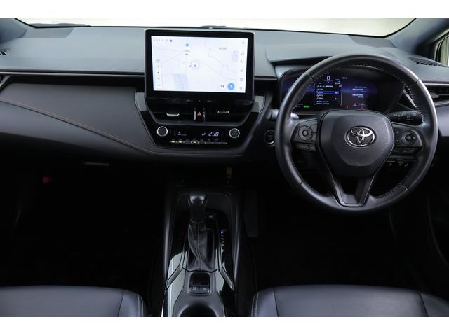 カローラツーリング ハイブリッド　ダブルバイビー　衝突被害軽減ブレーキ　ドラレコ　１０．５インチＤＡナビ　地デジＴＶ　バックカメラ　ＢＳＭ　レーダークルーズ　ＥＴＣ　車線逸脱警報　オートハイビーム　シートヒーター　ステアリングヒーター　ＡＣ１００Ｖ－１５００Ｗ　クリアランスソナー（12枚目）