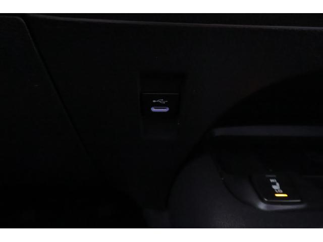 カローラツーリング ハイブリッド　ダブルバイビー　衝突被害軽減ブレーキ　ドラレコ　１０．５インチＤＡナビ　地デジＴＶ　バックカメラ　ＢＳＭ　レーダークルーズ　ＥＴＣ　車線逸脱警報　オートハイビーム　シートヒーター　ステアリングヒーター　ＡＣ１００Ｖ－１５００Ｗ　クリアランスソナー（26枚目）