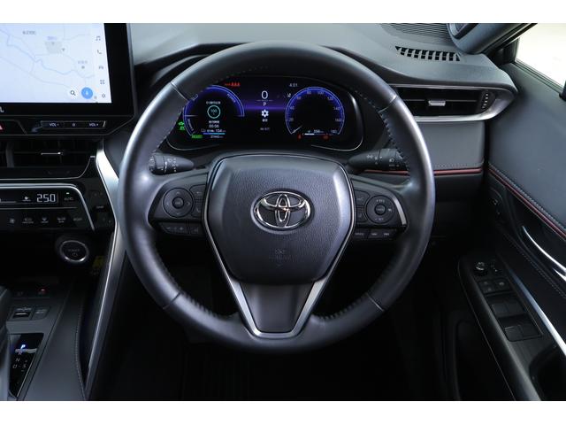 ハリアーＰＨＥＶ Ｚ　４ＷＤ　モデリスタフルエアロ　サンルーフ　デジタルミラー　衝突被害軽減ブレーキ　レーダークルーズ　１２．３インチＪＢＬプレミアムナビ　地デジＴＶ　全周囲カメラ　ＢＳＭ　ドラレコ　車線逸脱警報　シートヒーター＆クール　ＥＴＣ２．０　パワーバックドア（13枚目）