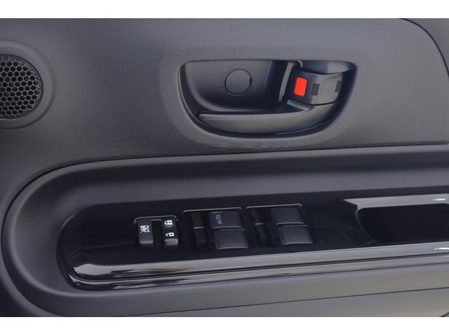 アクア Ｓスタイルブラック　衝突被害軽減ブレーキ　純正ＳＤナビＴＶ　全周囲カメラ　スマートキー　ＥＴＣ　オートハイビーム　車線逸脱警報　クリアランスソナー　先行車発進告知機能　ＬＥＤヘッドライト　前後ドラレコ　Ｂｌｕｅｔｏｏｔｈ接続　横滑り防止装置　ワンオーナー（33枚目）