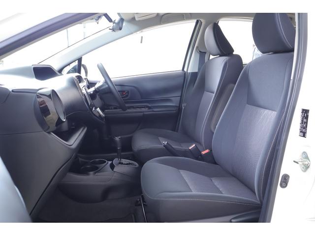 アクア Ｓスタイルブラック　衝突被害軽減ブレーキ　純正ＳＤナビＴＶ　全周囲カメラ　スマートキー　ＥＴＣ　オートハイビーム　車線逸脱警報　クリアランスソナー　先行車発進告知機能　ＬＥＤヘッドライト　前後ドラレコ　Ｂｌｕｅｔｏｏｔｈ接続　横滑り防止装置　ワンオーナー（35枚目）