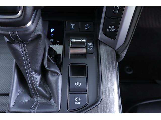 ランドクルーザー GRスポーツ4WD 12.3インチJBLプレミアムナビ地デジ 全周囲カメラ 衝突被害軽減ブレーキ サンルーフ BSM レーダークルーズ 車線逸脱警報 クリアランスソナー 本革 シートヒーター&クール ETC2.0 ドラレコ パワーバックドア 電動デフロック(29枚目)
