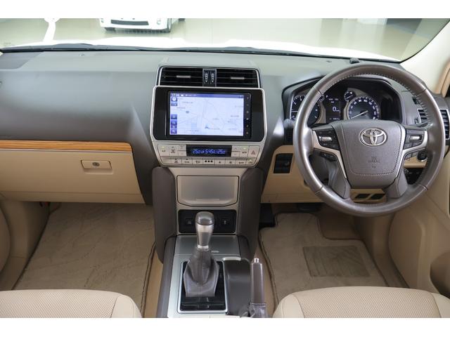 ランドクルーザープラド TX Lパッケージ 4WD サンルーフ 衝突被害軽減ブレーキ SDナビ地デジTV バックカメラ スマートキー ETC2.0 レーダークルーズ 車線逸脱警報 オートハイビーム 本革 シートヒーター&クール クリアランスソナー LEDヘッドライト 横滑り防止装置(12枚目)