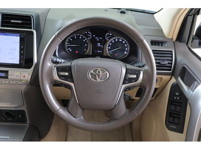 ランドクルーザープラド TX Lパッケージ 4WD サンルーフ 衝突被害軽減ブレーキ SDナビ地デジTV バックカメラ スマートキー ETC2.0 レーダークルーズ 車線逸脱警報 オートハイビーム 本革 シートヒーター&クール クリアランスソナー LEDヘッドライト 横滑り防止装置(13枚目)