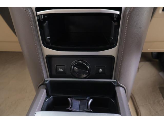 ランドクルーザープラド TX Lパッケージ 4WD サンルーフ 衝突被害軽減ブレーキ SDナビ地デジTV バックカメラ スマートキー ETC2.0 レーダークルーズ 車線逸脱警報 オートハイビーム 本革 シートヒーター&クール クリアランスソナー LEDヘッドライト 横滑り防止装置(24枚目)