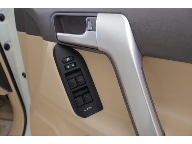 ランドクルーザープラド TX Lパッケージ 4WD サンルーフ 衝突被害軽減ブレーキ SDナビ地デジTV バックカメラ スマートキー ETC2.0 レーダークルーズ 車線逸脱警報 オートハイビーム 本革 シートヒーター&クール クリアランスソナー LEDヘッドライト 横滑り防止装置(36枚目)