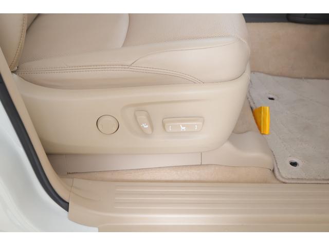 ランドクルーザープラド TX Lパッケージ 4WD サンルーフ 衝突被害軽減ブレーキ SDナビ地デジTV バックカメラ スマートキー ETC2.0 レーダークルーズ 車線逸脱警報 オートハイビーム 本革 シートヒーター&クール クリアランスソナー LEDヘッドライト 横滑り防止装置(38枚目)