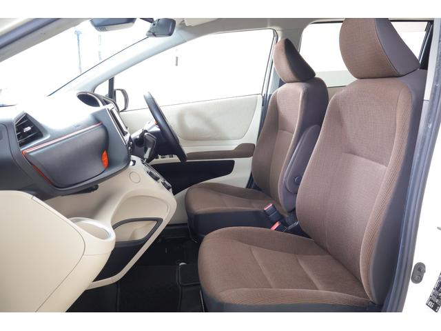 シエンタ Ｇ　衝突被害軽減ブレーキ　ＳＤナビＴＶ　バックカメラ　スマートキー　ＥＴＣ　車線逸脱警報　オートハイビーム　両側電動スライドドア　先行車発進告知機能　Ｂｌｕｅｔｏｏｔｈ接続　アイドリングストップ　横滑り防止装置（32枚目）