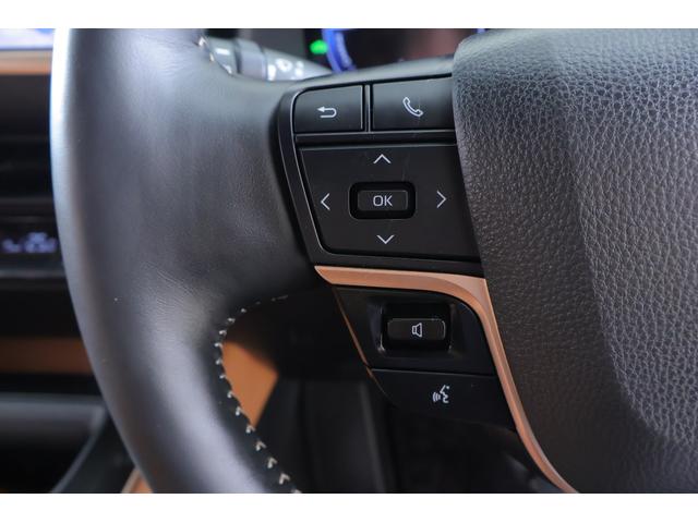 クラウンスポーツ Ｚ　４ＷＤ　１２．３インチＤＡナビ　地デジＴＶ　全周囲カメラ　ＢＳＭ　衝突被害軽減ブレーキ　レーダークルーズ　クリアランスソナー　車線逸脱警報　ＥＴＣ２．０　デジタルミラー　本革　シートヒーター＆クール　パワーバックドア　ＡＣ１００Ｖ－１５００Ｗ　前後ドラレコ（24枚目）