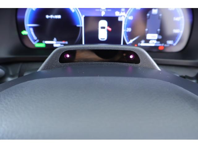 クラウンスポーツ Ｚ　４ＷＤ　１２．３インチＤＡナビ　地デジＴＶ　全周囲カメラ　ＢＳＭ　衝突被害軽減ブレーキ　レーダークルーズ　クリアランスソナー　車線逸脱警報　ＥＴＣ２．０　デジタルミラー　本革　シートヒーター＆クール　パワーバックドア　ＡＣ１００Ｖ－１５００Ｗ　前後ドラレコ（26枚目）