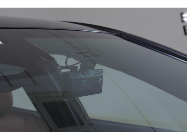 クラウンスポーツ Ｚ　４ＷＤ　１２．３インチＤＡナビ　地デジＴＶ　全周囲カメラ　ＢＳＭ　衝突被害軽減ブレーキ　レーダークルーズ　クリアランスソナー　車線逸脱警報　ＥＴＣ２．０　デジタルミラー　本革　シートヒーター＆クール　パワーバックドア　ＡＣ１００Ｖ－１５００Ｗ　前後ドラレコ（37枚目）