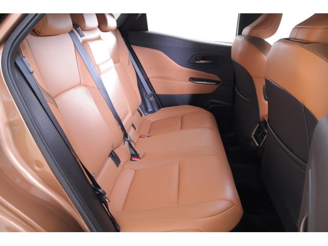 クラウンスポーツ Ｚ　４ＷＤ　１２．３インチＤＡナビ　地デジＴＶ　全周囲カメラ　ＢＳＭ　衝突被害軽減ブレーキ　レーダークルーズ　クリアランスソナー　車線逸脱警報　ＥＴＣ２．０　デジタルミラー　本革　シートヒーター＆クール　パワーバックドア　ＡＣ１００Ｖ－１５００Ｗ　前後ドラレコ（49枚目）