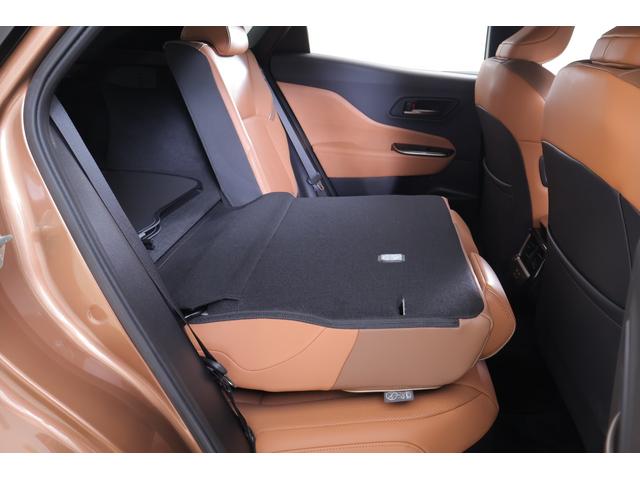 クラウンスポーツ Ｚ　４ＷＤ　１２．３インチＤＡナビ　地デジＴＶ　全周囲カメラ　ＢＳＭ　衝突被害軽減ブレーキ　レーダークルーズ　クリアランスソナー　車線逸脱警報　ＥＴＣ２．０　デジタルミラー　本革　シートヒーター＆クール　パワーバックドア　ＡＣ１００Ｖ－１５００Ｗ　前後ドラレコ（53枚目）