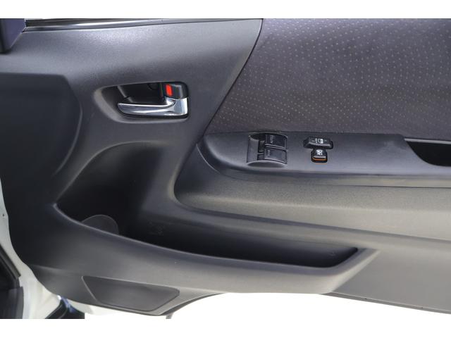 レジアスエースバン ロングスーパーＧＬ　純正ＳＤナビＴＶ　バックカメラ　スマートキー　ＥＴＣ　電動格納ミラー　Ｂｌｕｅｔｏｏｔｈ接続　雹害車（24枚目）