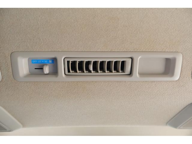 レジアスエースバン ロングスーパーＧＬ　純正ＳＤナビＴＶ　バックカメラ　スマートキー　ＥＴＣ　電動格納ミラー　Ｂｌｕｅｔｏｏｔｈ接続　雹害車（28枚目）