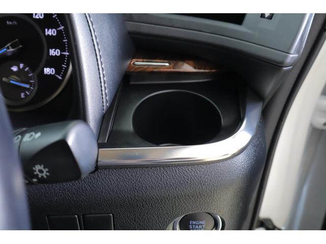 アルファード ３．５ＧＦ　４ＷＤ　ＪＢＬプレミアムナビ地デジ　全周囲カメラ　１３．３インチリアエンター　衝突被害軽減ブレーキ　レーダークルーズ　ＢＳＭ　ドラレコ　シートヒーター＆クール　ＥＴＣ２．０　クリアランスソナー　デジタルミラー　３眼ＬＥＤライト　パワーバックドア（41枚目）