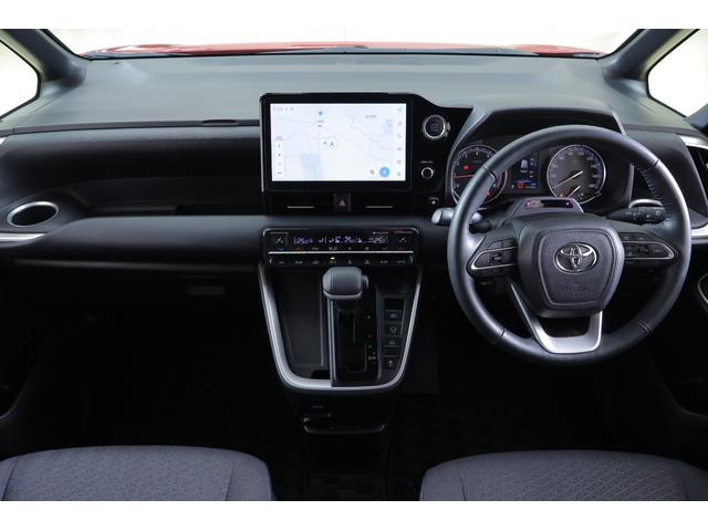 ノア Ｓ－Ｇ　衝突被害軽減ブレーキ　１０．５型ＤＡナビ　地デジＴＶ　バックカメラ　ＢＳＭ　スマートキー　ＥＴＣ２．０　オートハイビーム　レーダークルーズ　車線逸脱警報　クリアランスソナー　両側電動ドア　前後ドラレコ　シートヒーター　先行車発進告知機能　ＬＥＤライト（12枚目）