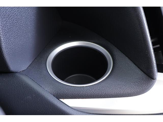 ノア Ｓ－Ｇ　衝突被害軽減ブレーキ　１０．５型ＤＡナビ　地デジＴＶ　バックカメラ　ＢＳＭ　スマートキー　ＥＴＣ２．０　オートハイビーム　レーダークルーズ　車線逸脱警報　クリアランスソナー　両側電動ドア　前後ドラレコ　シートヒーター　先行車発進告知機能　ＬＥＤライト（43枚目）