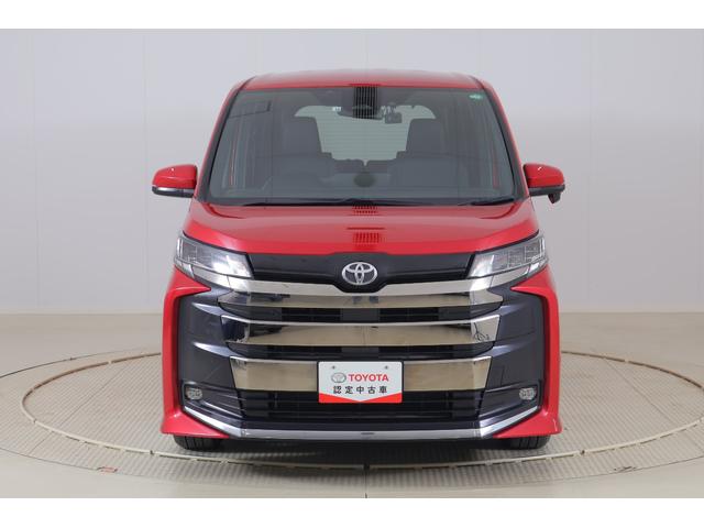 ノア Ｓ－Ｇ　衝突被害軽減ブレーキ　１０．５型ＤＡナビ　地デジＴＶ　バックカメラ　ＢＳＭ　スマートキー　ＥＴＣ２．０　オートハイビーム　レーダークルーズ　車線逸脱警報　クリアランスソナー　両側電動ドア　前後ドラレコ　シートヒーター　先行車発進告知機能　ＬＥＤライト（53枚目）