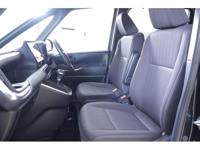 ヴォクシー Ｓ－Ｇ　衝突被害軽減ブレーキ　１０．５型ＤＡナビ　地デジＴＶ　バックカメラ　スマートキー　ＥＴＣ２．０　オートハイビーム　レーダークルーズ　車線逸脱警報　クリアランスソナー　両側電動ドア　先行車発進告知機能　Ｂｌｕｅｔｏｏｔｈ接続　ＬＥＤライト　横滑り防止装置（37枚目）