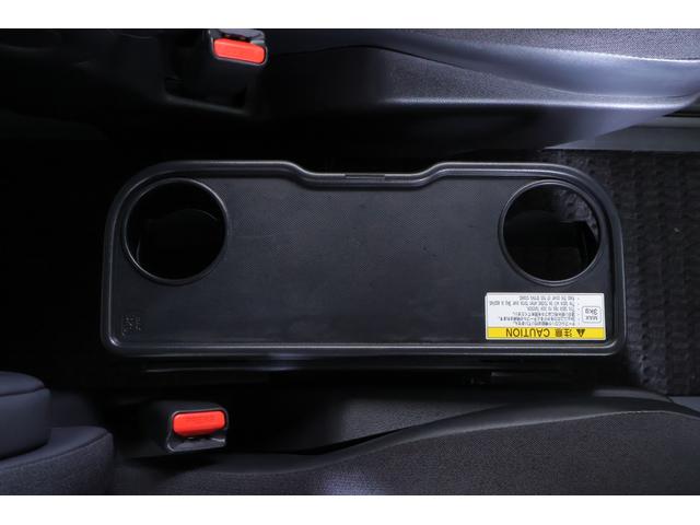 ヴォクシー Ｓ－Ｇ　衝突被害軽減ブレーキ　１０．５型ＤＡナビ　地デジＴＶ　バックカメラ　スマートキー　ＥＴＣ２．０　オートハイビーム　レーダークルーズ　車線逸脱警報　クリアランスソナー　両側電動ドア　先行車発進告知機能　Ｂｌｕｅｔｏｏｔｈ接続　ＬＥＤライト　横滑り防止装置（40枚目）