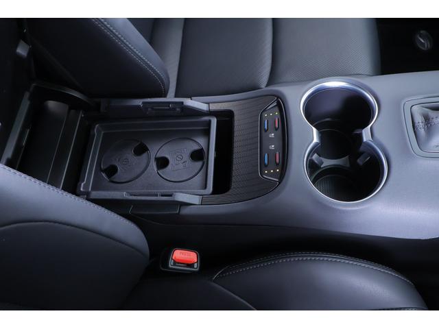 ハリアー Ｚ　レザーパッケージ　衝突被害軽減ブレーキ　レーダークルーズ　１２．３インチＪＢＬプレミアムナビ　地デジＴＶ　全周囲カメラ　ＢＳＭ　車線逸脱警報　クリアランスソナー　ＥＴＣ２．０　シートヒーター＆クール　パワーバックドア　デジタルミラー　ドラレコ　ワンオーナー（33枚目）