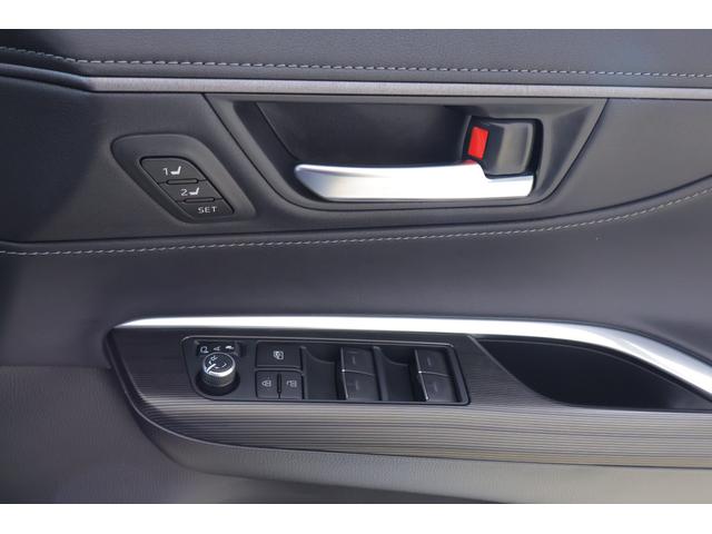 ハリアー Ｚ　レザーパッケージ　衝突被害軽減ブレーキ　レーダークルーズ　１２．３インチＪＢＬプレミアムナビ　地デジＴＶ　全周囲カメラ　ＢＳＭ　車線逸脱警報　クリアランスソナー　ＥＴＣ２．０　シートヒーター＆クール　パワーバックドア　デジタルミラー　ドラレコ　ワンオーナー（35枚目）