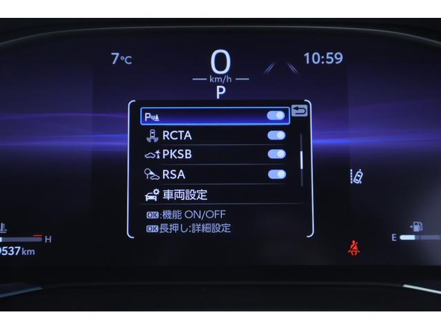 ハリアー Ｚ　衝突被害軽減ブレーキ　１２．３インチＪＢＬプレミアムナビ　地デジＴＶ　バックカメラ　ＢＳＭ　レーダークルーズ　車線逸脱警報　オートハイビーム　クリアランスソナー　ＥＴＣ　デジタルミラー　ドラレコ　パワーシート　パワーバックドア　ＬＥＤライト　ワンオーナー（18枚目）