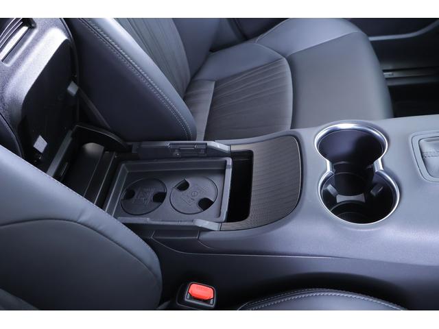 ハリアー Ｚ　衝突被害軽減ブレーキ　１２．３インチＪＢＬプレミアムナビ　地デジＴＶ　バックカメラ　ＢＳＭ　レーダークルーズ　車線逸脱警報　オートハイビーム　クリアランスソナー　ＥＴＣ　デジタルミラー　ドラレコ　パワーシート　パワーバックドア　ＬＥＤライト　ワンオーナー（32枚目）