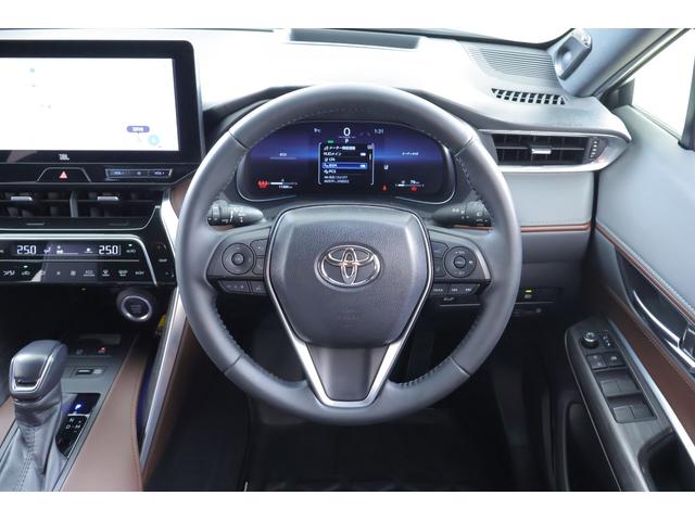 ハリアー Ｚ　衝突被害軽減ブレーキ　１２．３インチＪＢＬプレミアムナビ　地デジＴＶ　バックカメラ　ＢＳＭ　レーダークルーズ　車線逸脱警報　オートハイビーム　クリアランスソナー　ＥＴＣ　デジタルミラー　ドラレコ　パワーシート　パワーバックドア　ＬＥＤライト　ワンオーナー（13枚目）