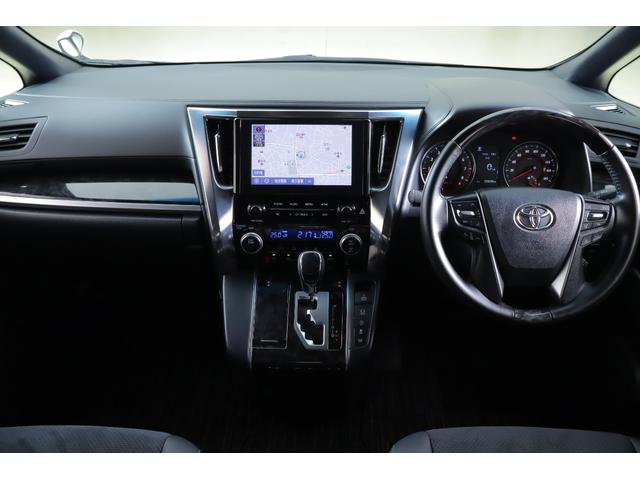 アルファード ２．５Ｓ　タイプゴールド　４ＷＤ　衝突被害軽減ブレーキ　９型ＤＡナビ　地デジＴＶ　バックカメラ　後席モニター　レーダークルーズ　オートハイビーム　車線逸脱警報　クリアランスソナー　ＥＴＣ　前後ドラレコ　ＡＣ１００Ｖ電源　パワーバックドア　３眼ＬＥＤライト（12枚目）