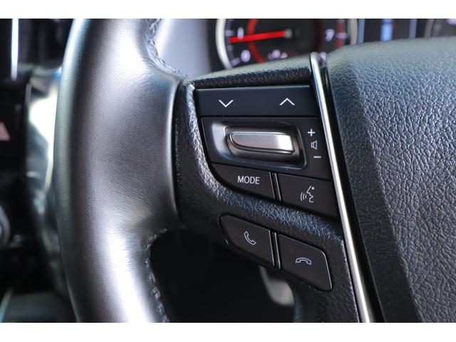 アルファード ２．５Ｓ　タイプゴールド　４ＷＤ　衝突被害軽減ブレーキ　９型ＤＡナビ　地デジＴＶ　バックカメラ　後席モニター　レーダークルーズ　オートハイビーム　車線逸脱警報　クリアランスソナー　ＥＴＣ　前後ドラレコ　ＡＣ１００Ｖ電源　パワーバックドア　３眼ＬＥＤライト（21枚目）