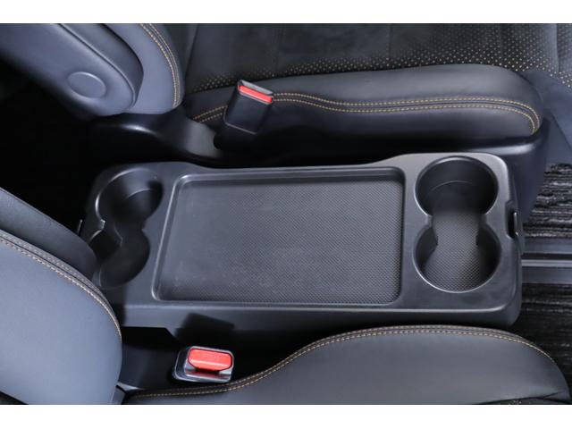 アルファード ２．５Ｓ　タイプゴールド　４ＷＤ　衝突被害軽減ブレーキ　９型ＤＡナビ　地デジＴＶ　バックカメラ　後席モニター　レーダークルーズ　オートハイビーム　車線逸脱警報　クリアランスソナー　ＥＴＣ　前後ドラレコ　ＡＣ１００Ｖ電源　パワーバックドア　３眼ＬＥＤライト（43枚目）