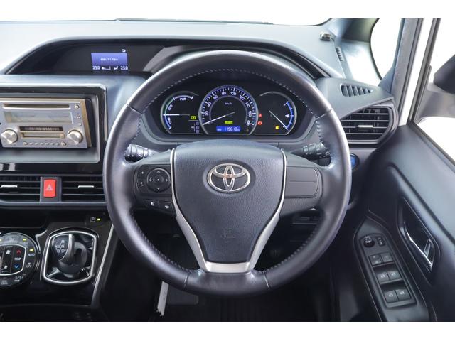 エスクァイア ハイブリッドＸｉ　スマートキー　ＥＴＣ　シートヒーター　両側電動スライドドア　ＬＥＤヘッドライト　純正アルミ　横滑り防止装置（13枚目）