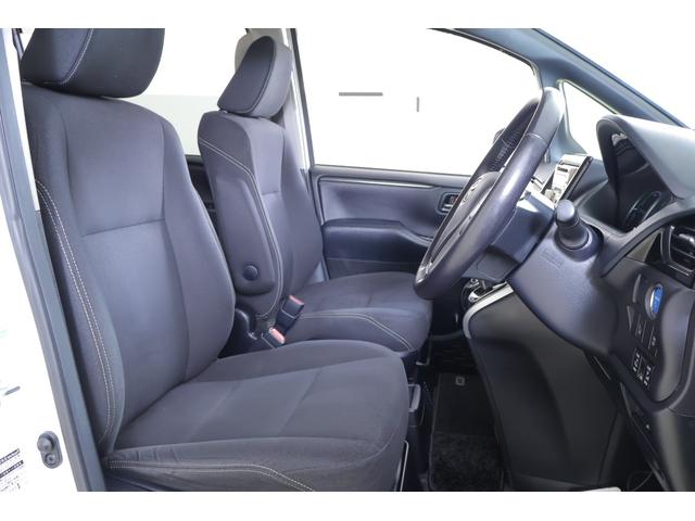 エスクァイア ハイブリッドＸｉ　スマートキー　ＥＴＣ　シートヒーター　両側電動スライドドア　ＬＥＤヘッドライト　純正アルミ　横滑り防止装置（33枚目）