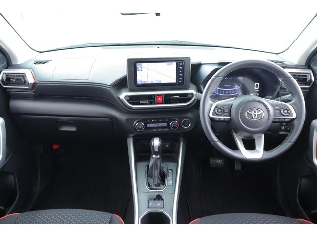 ライズ Ｚ　衝突被害軽減ブレーキ　純正ＳＤナビ地デジ　バックカメラ　スマートキー　ＥＴＣ　レーダークルーズ　オートハイビーム　車線逸脱警報　コーナーセンサー　シートヒーター　Ｂｌｕｅｔｏｏｔｈ接続　先行車発進告知機能　ＬＥＤヘッドライト　前後ドラレコ　ワンオーナー（12枚目）