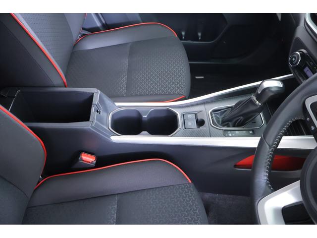 ライズ Ｚ　衝突被害軽減ブレーキ　純正ＳＤナビ地デジ　バックカメラ　スマートキー　ＥＴＣ　レーダークルーズ　オートハイビーム　車線逸脱警報　コーナーセンサー　シートヒーター　Ｂｌｕｅｔｏｏｔｈ接続　先行車発進告知機能　ＬＥＤヘッドライト　前後ドラレコ　ワンオーナー（33枚目）